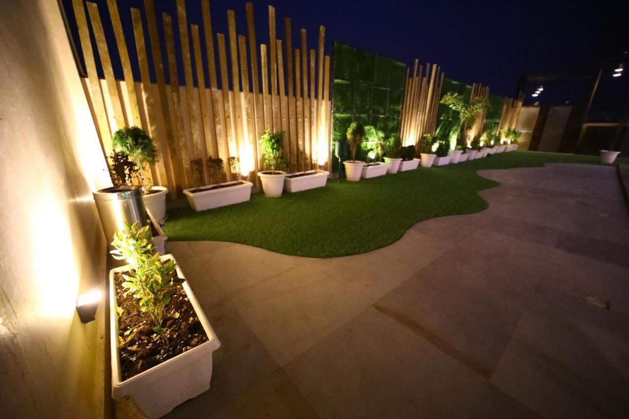 Hotel Prime Land Varanasi Exterior foto