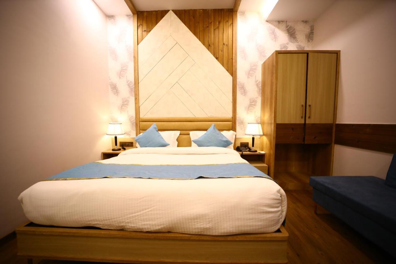 Hotel Prime Land Varanasi Exterior foto