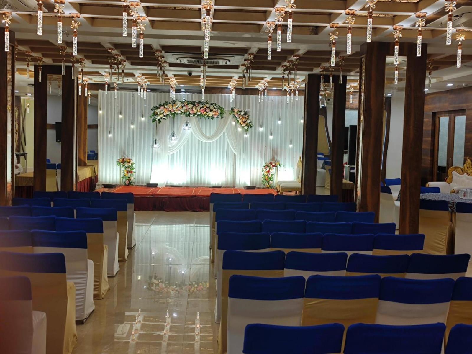 Hotel Prime Land Varanasi Exterior foto
